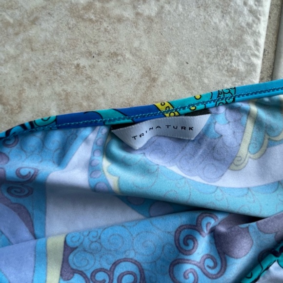 Floral Tunic - Picture 4 of 5